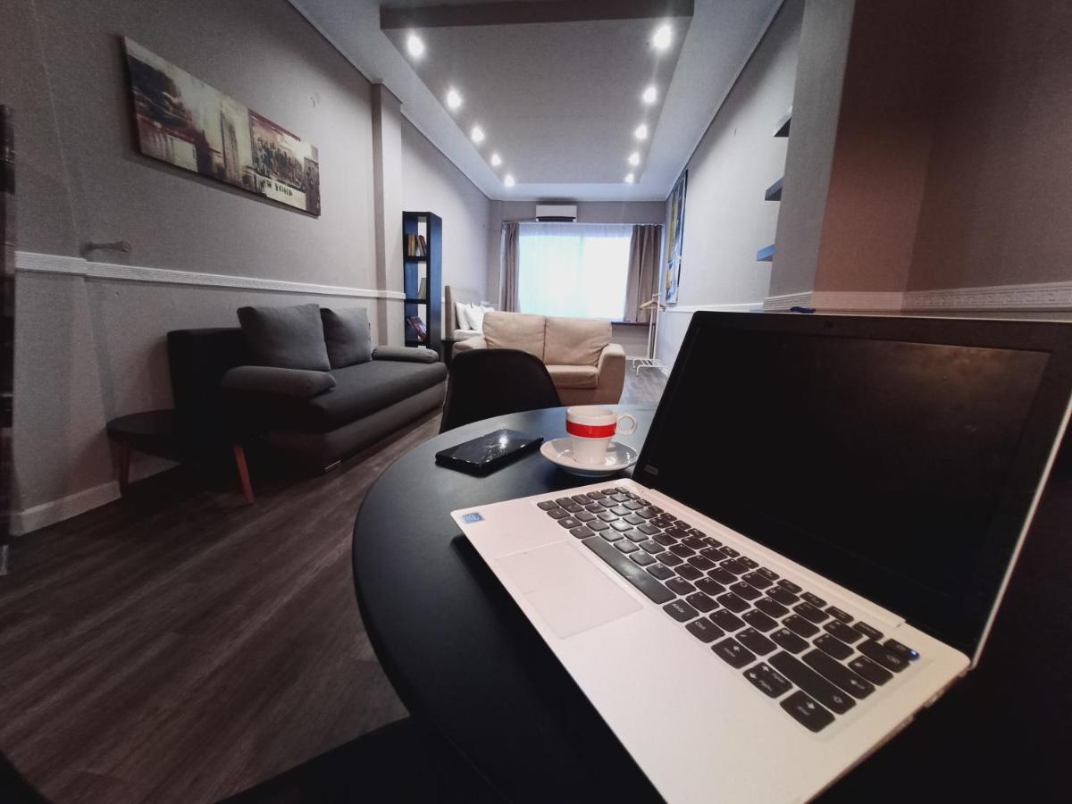 Ermou & Athinas Suites In Monastiraki เอเธนส์ ภายนอก รูปภาพ